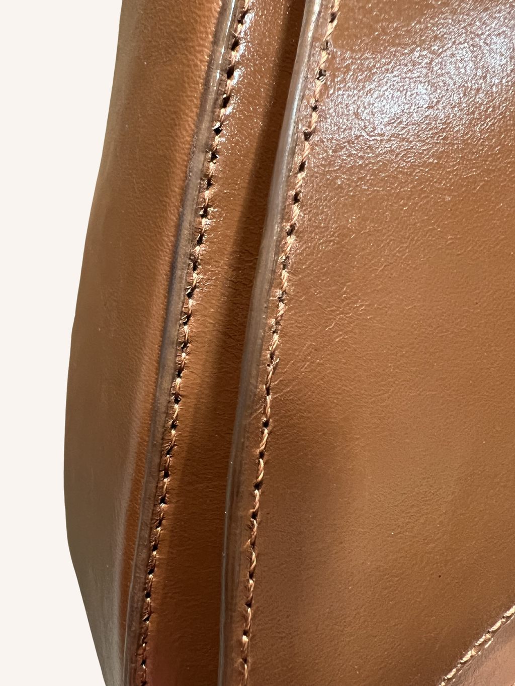 Eon Top Handle